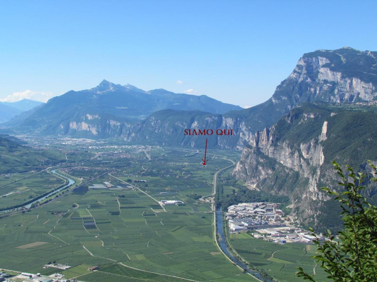 Agriturismo L' Isola Di Arturo Тренто Екстериор снимка