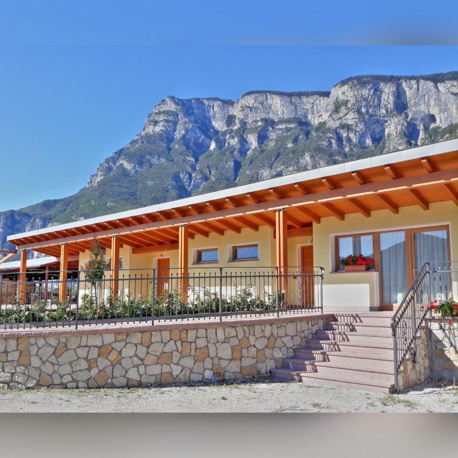 Agriturismo L' Isola Di Arturo Тренто Екстериор снимка