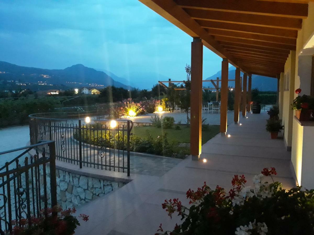 Agriturismo L' Isola Di Arturo Тренто Екстериор снимка